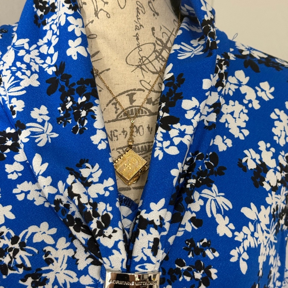 Adrienne Vittadini Blue Floral Blazer with White & Black Print